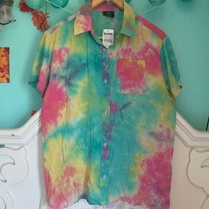 NWT Tie Dye Rainbow Button Down Shirt